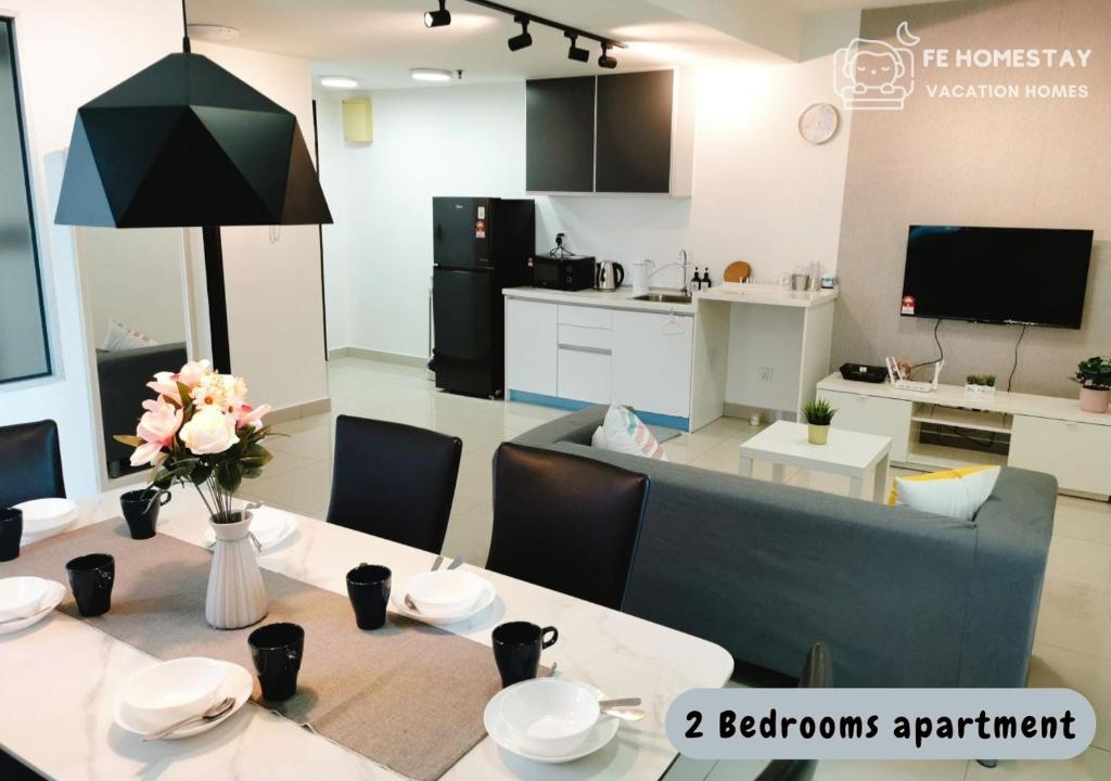 Netflix WiFi Cozy Homestay Trefoil Setia Alam Shah Alam