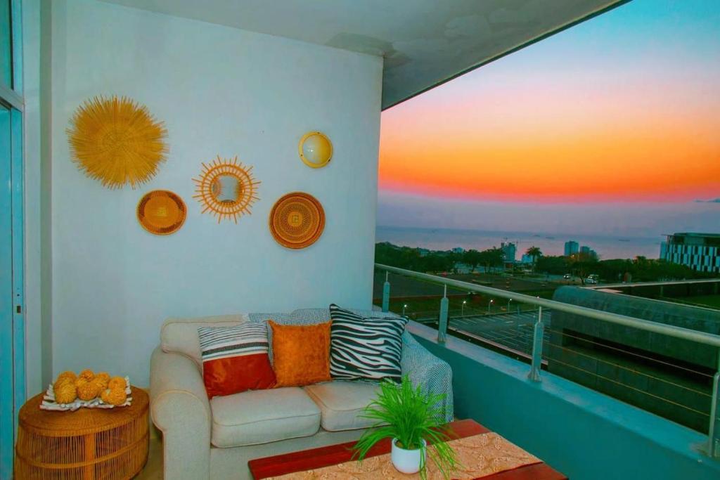 Gateway Oceans - 2 Adults & 4 Children ONLY - Families or 1 Couple only - No parties, Durban