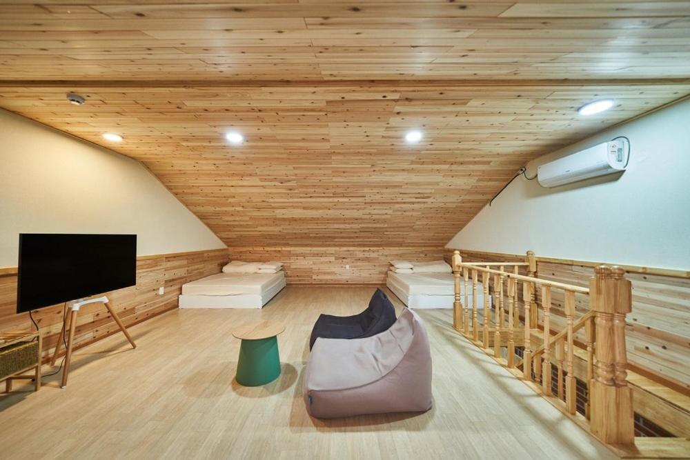 오여 풀빌라 야경