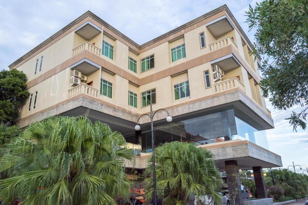 Nipah Island Resort, Nagoya