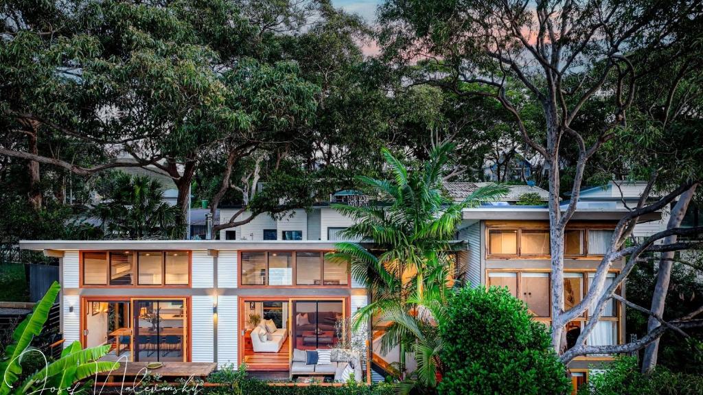 Pet Friendly and Easy Walk To Macmasters Beach, Macmasters Beach