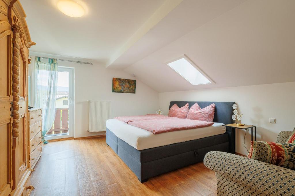 Haus mit wunderschönem Ausblick und Garten - 3