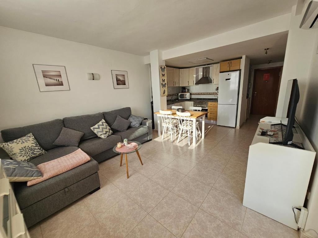 ACOGEDOR APARTAMENTO CON TERRAZA Y VISTAS AL JARDIN - 2