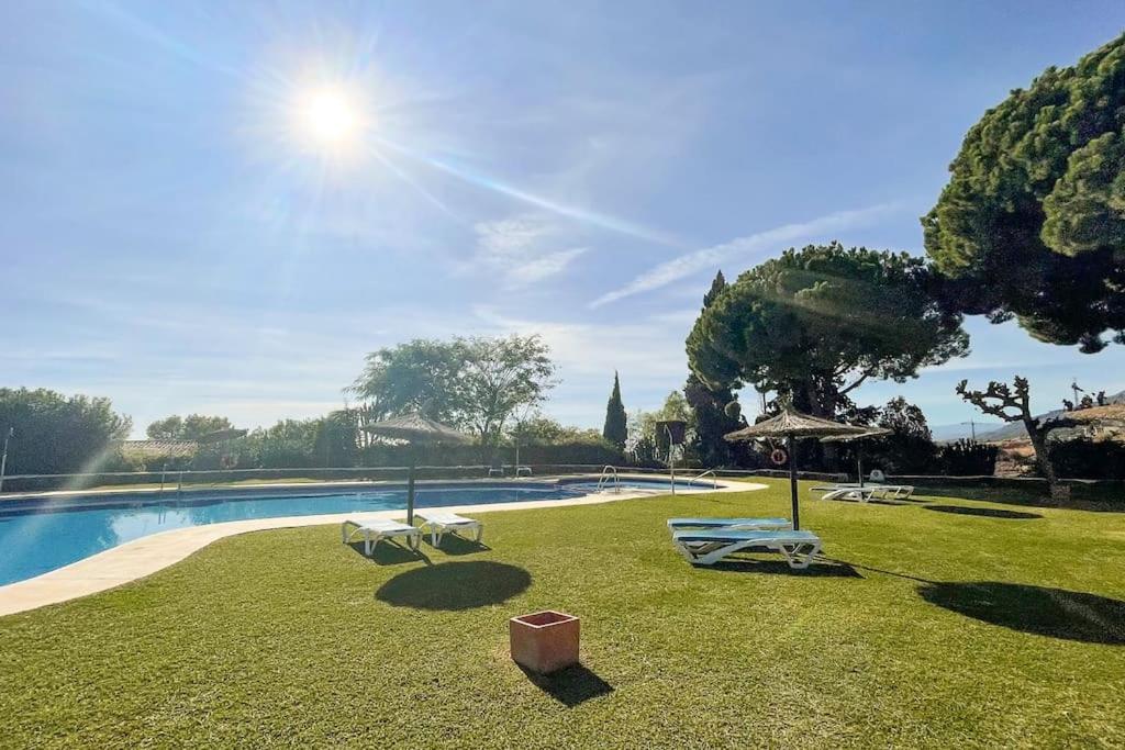 103-Penthouse Apartment, Stunning views, Marbella - 4