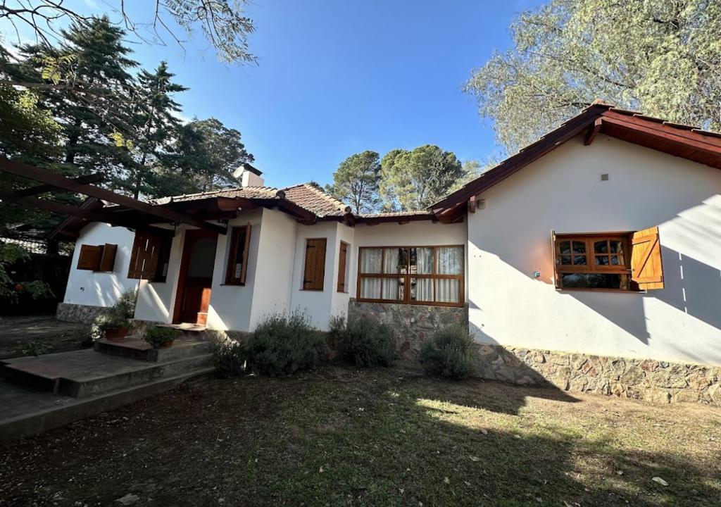 CASA EN VILLA GRAL. BELGRANO - 4