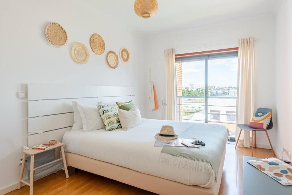 Wonderful apartment with free parking - Cabo Ruivo 34636AL, Lisbonne