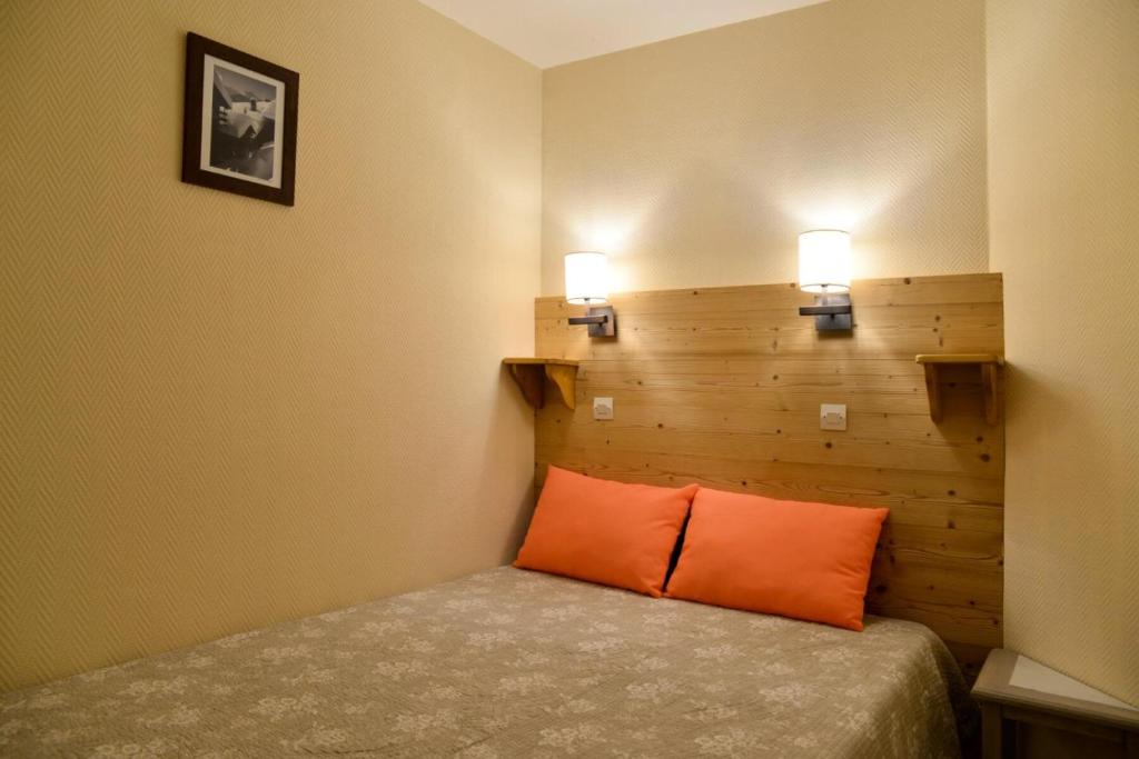 Résidence Licorne - Appartement chaleureux · Accès direct aux pistes · Vue pistes · Casier à skis MAE-3534 - 2