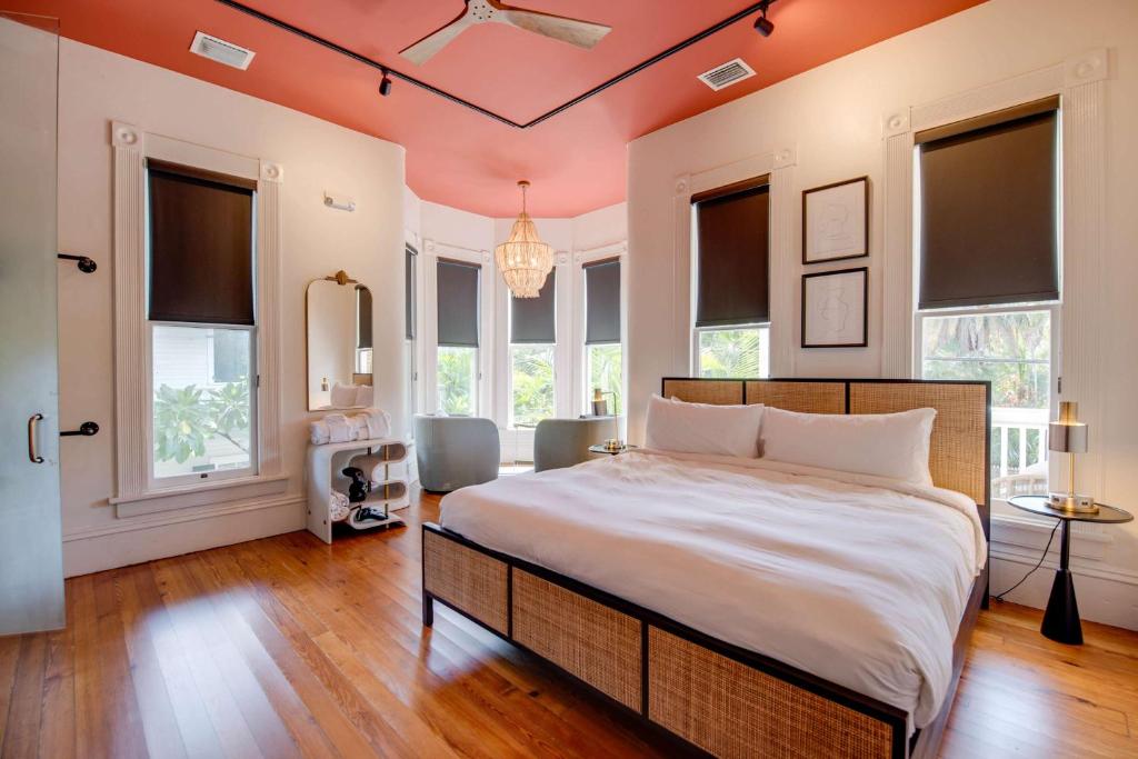 Red Room at the Grand Maloney, Key West