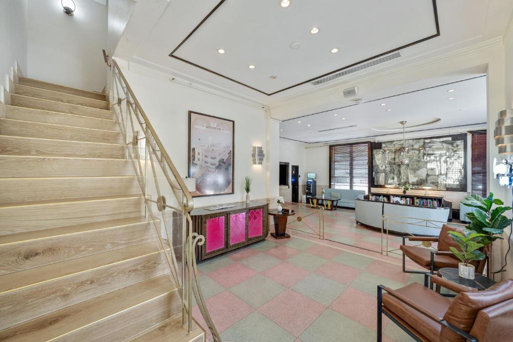 Hall