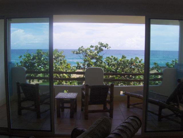 Spacious oceanfront 2BR apartment in Perla Marina, Sosúa