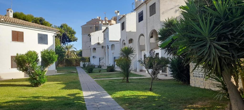 Apartment Los Locos Beach with Balcony and Wi-Fi - 3