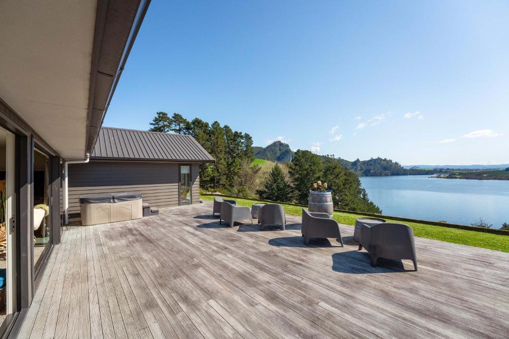 Fun and Falls Haven - Mangakino Holiday Home, Mangakino