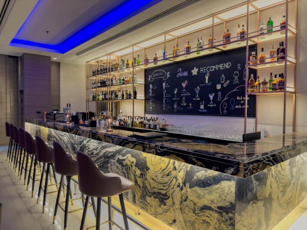 Bar/lounge