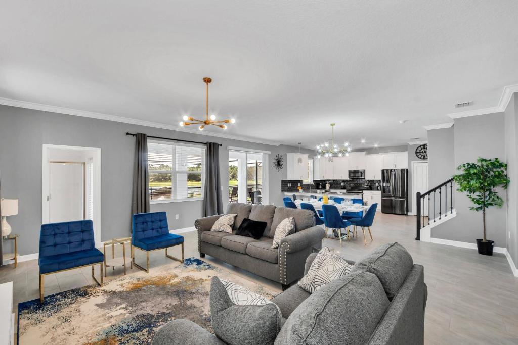 Mickey's Retreat /Pool With Water Slide/ Game Room, Kissimmee