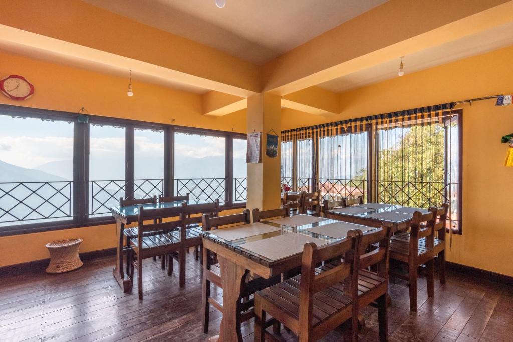 Little Singamari Home Stay