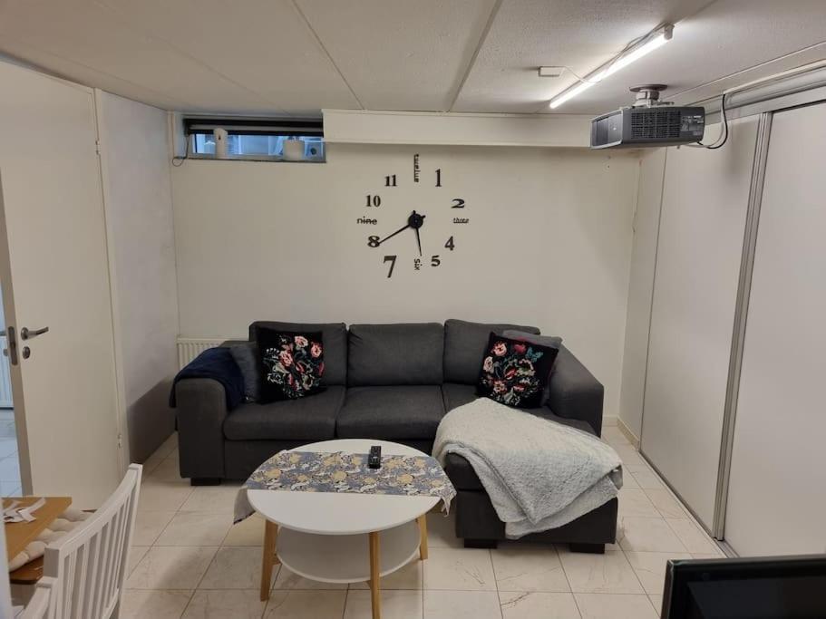 Charming 2-Room apartment, Bro