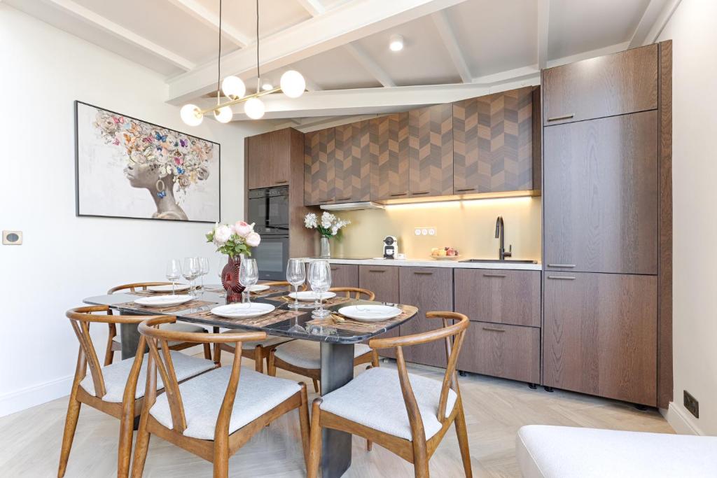 Duplex à deux pas des Champs Elysée - 2