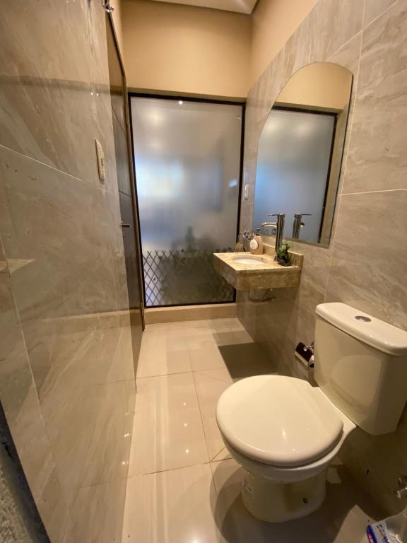 Casa de 2 pisos Del sur 1 - 3