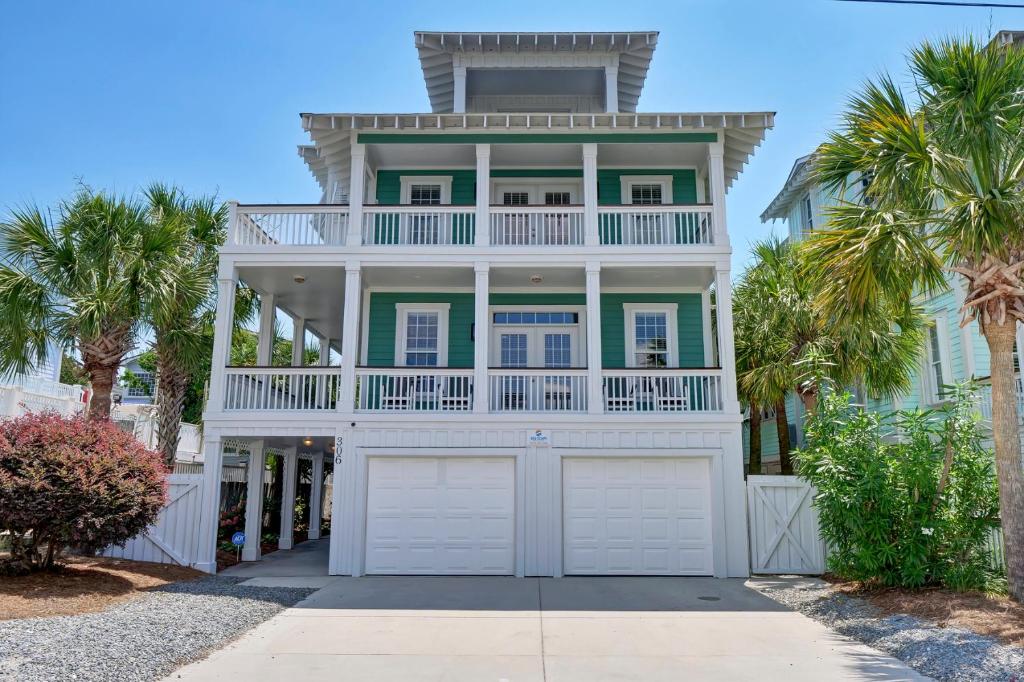 Searenity by Sea Scape Properties, Wrightsville Beach