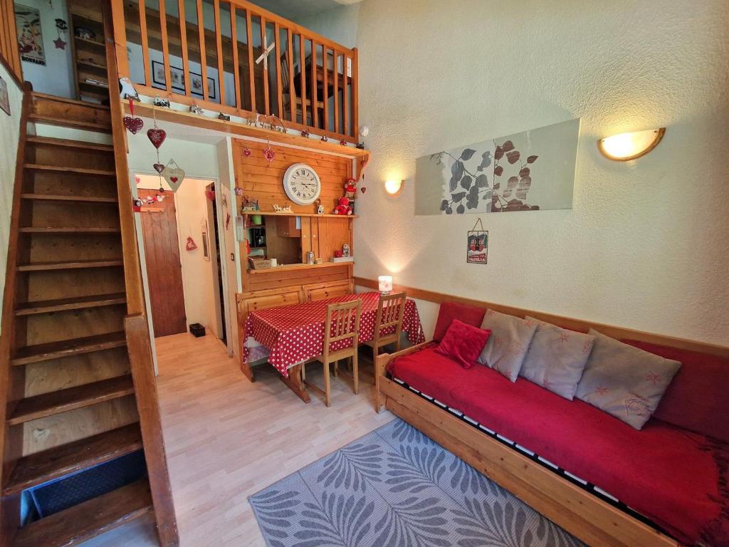 Studio mezzanine 4/6 pers, Valfréjus, skis aux pieds - FR-1-265-320 - 3