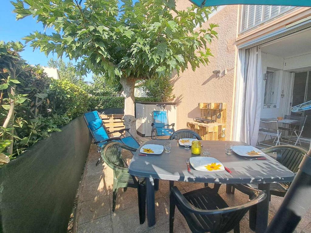 Apt RDC avec accès direct plage, grande terrasse, cuisine équipée, PARKING - FR-1-326-837 - 5