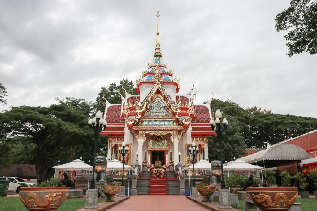 Bussarakam Place Hotel