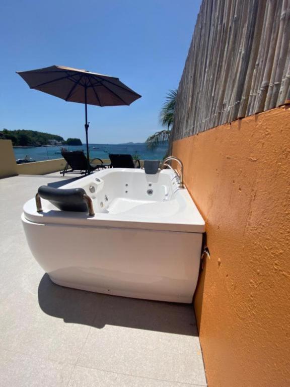 Hot tub
