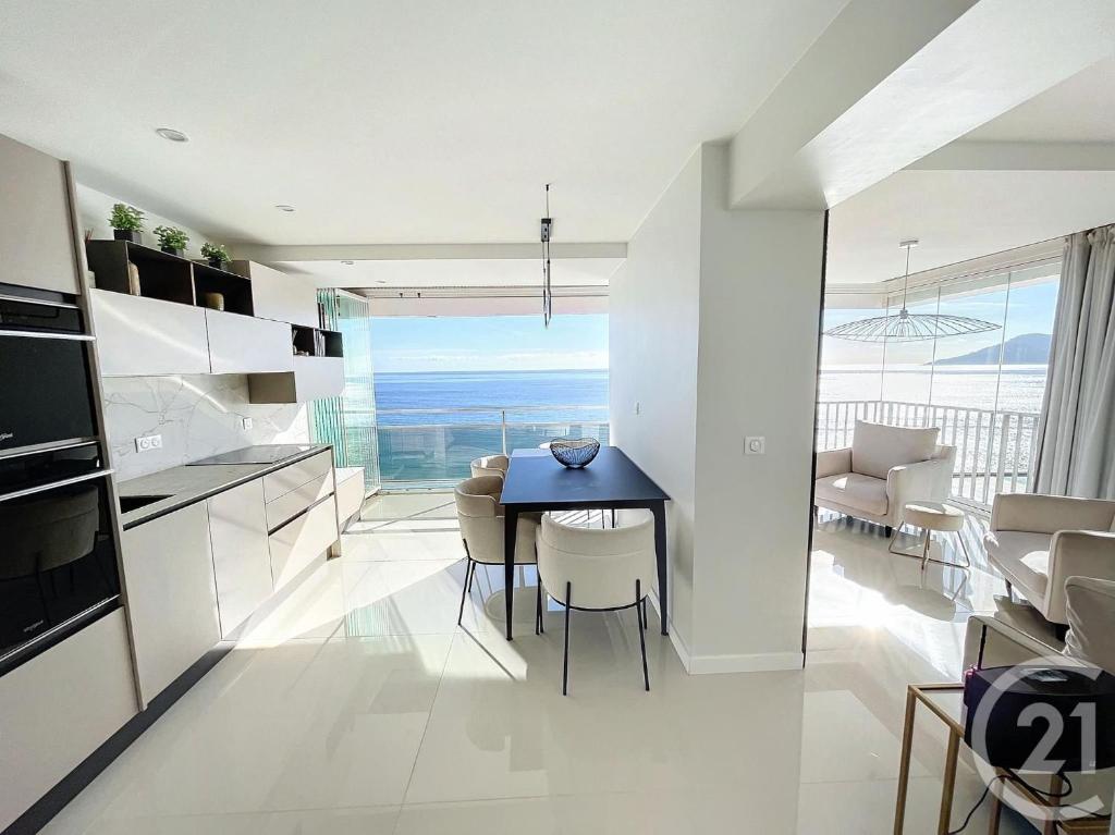 Vue mer exceptionnelle - Appartement Deluxe - 5