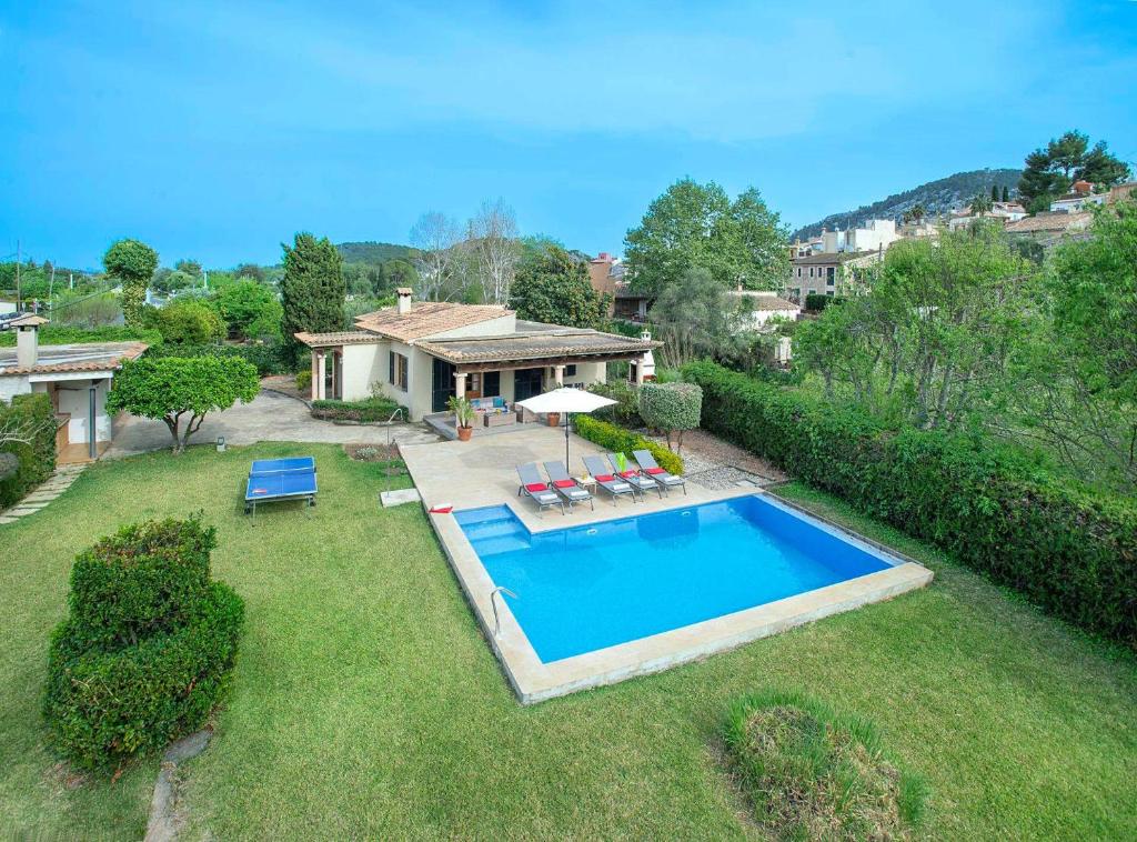 Can Menonge by Vintage Travel, Pollença