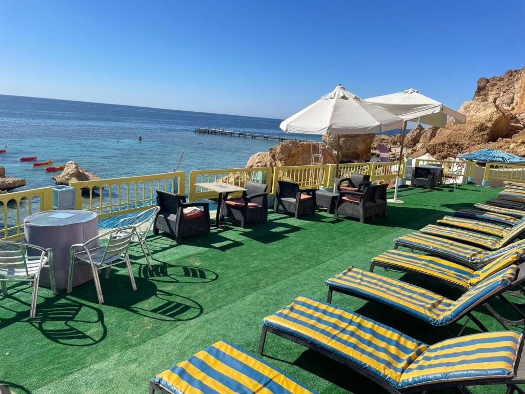 Beach, Sharm Holiday Resort in Sharm El Sheikh