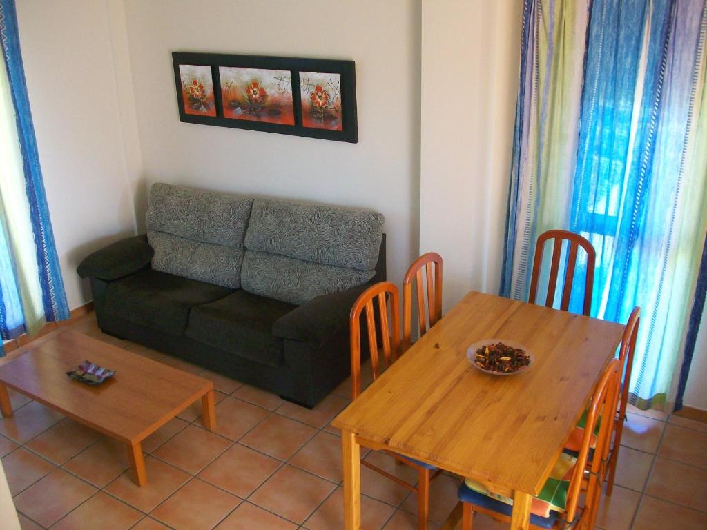 APARTAMENTOS PAR TRES - Oliva Nova - 5