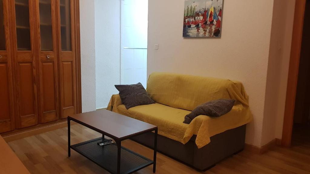 Julias Apartment - 2