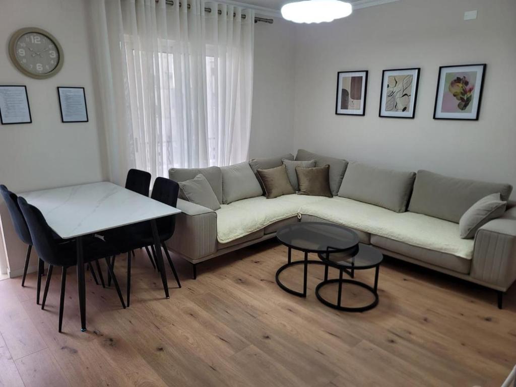 Magnolia's Apartment, Tirana