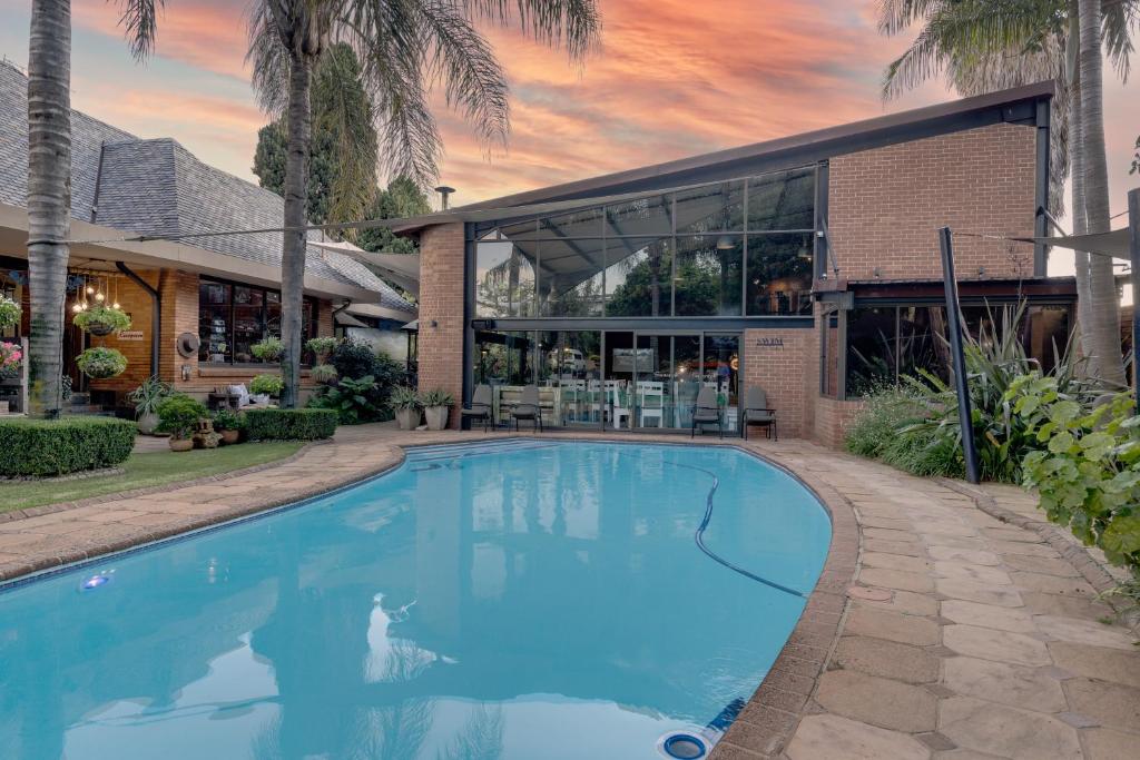 スイミングプール