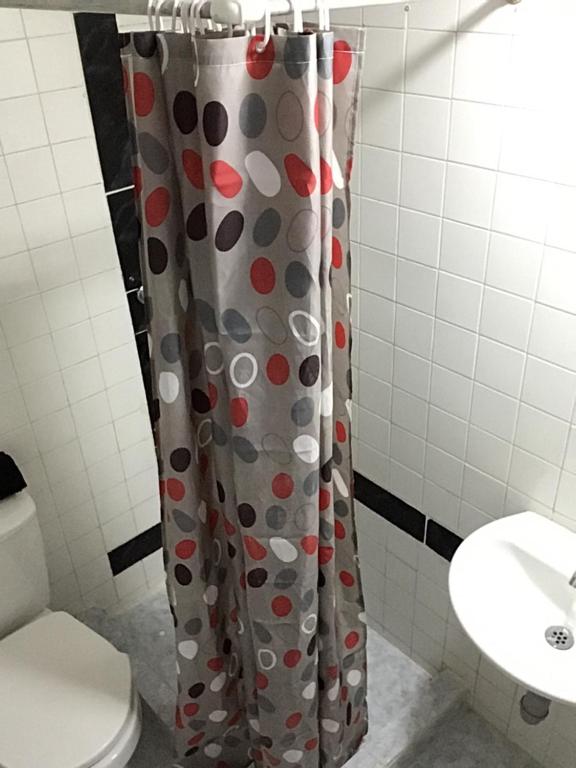 Cozy room in Laureles private bathroom #201-1 - 2