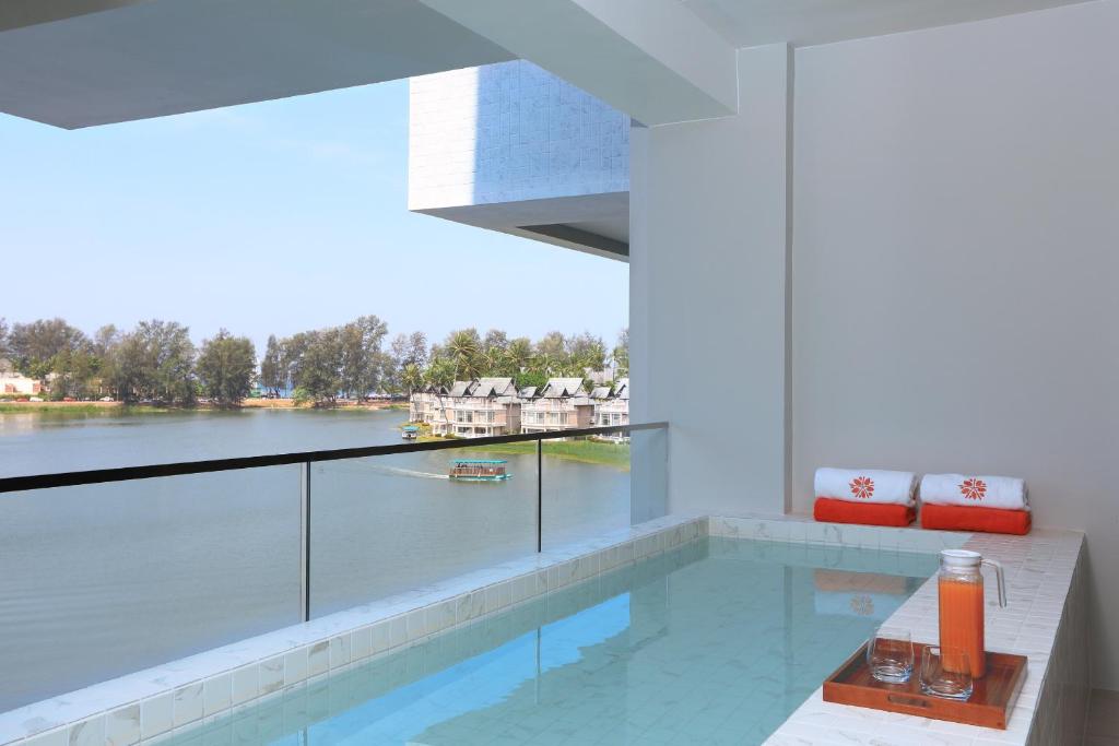 2bdr Lakeview Apartment Angsana oceanview residence by Capital Pro, pláž