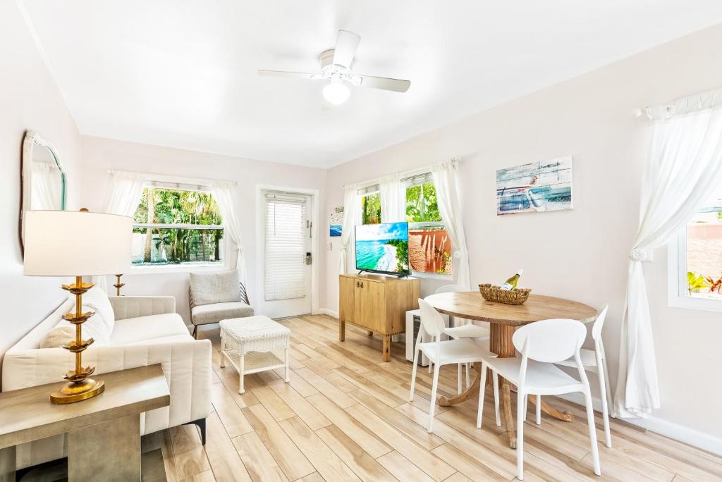 Heron Lagoon, dock, pool, the Coquina at Siesta Key Bungalows, Siesta Key