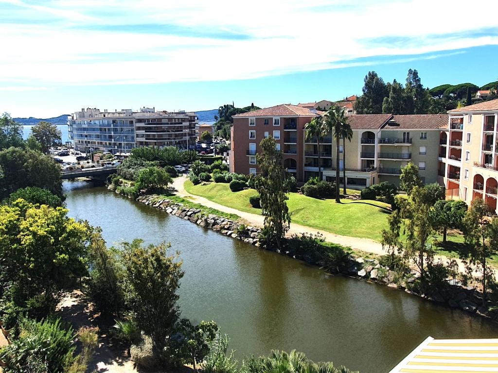 Appartement 2 pièces Sainte-Maxime avec Parking et Animaux admis - FR-1-780-69 - 3