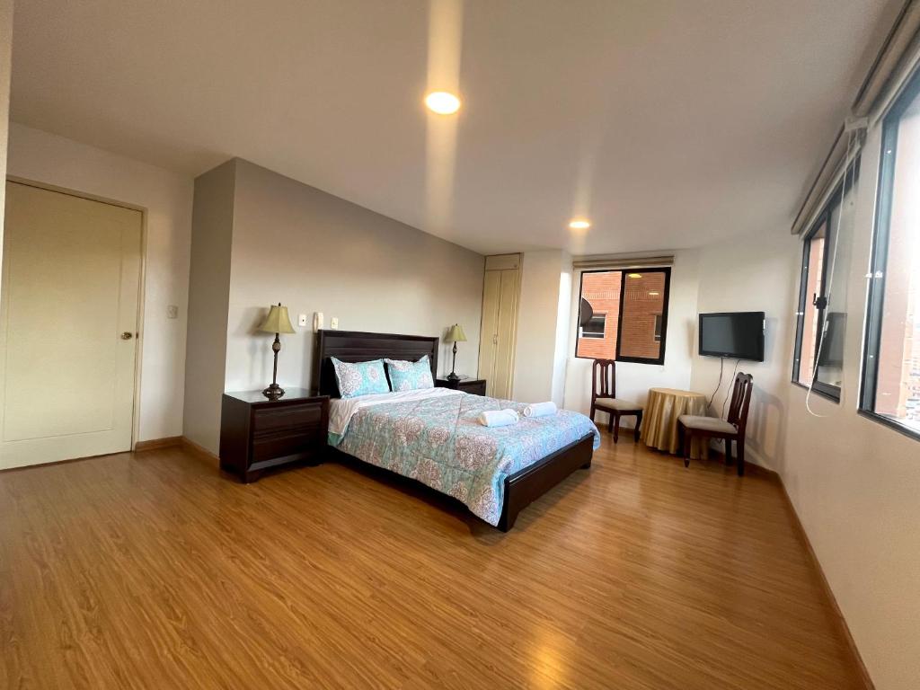 Enorme, 3 habitaciones, vista a toda la ciudad, zona exclusiva, Jacuzzi - 4