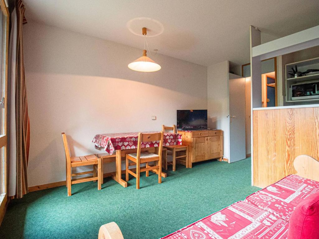 Appartement 2 pièces proche pistes avec balcon, animaux acceptés - FR-1-356-512 - 3