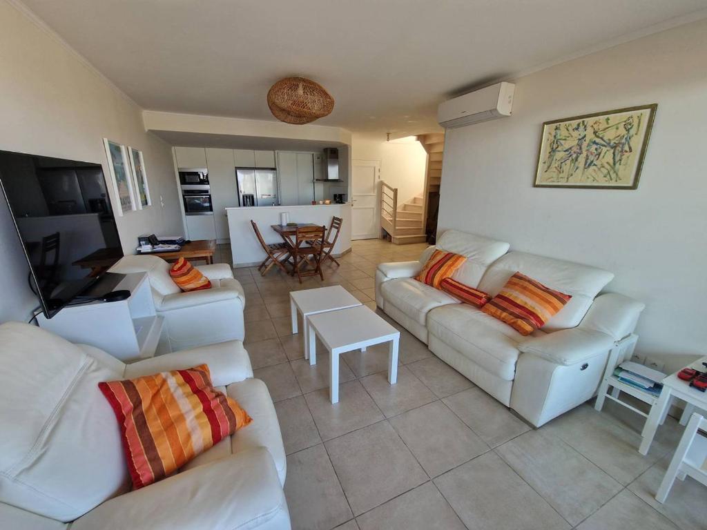 Charmant appart climatisé 2 chambres avec terrasse et cuisine équipée - FR-1-100-344 - 5