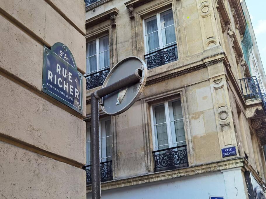New deco studio with elevator near Galleries Lafayette N9-4 - 3