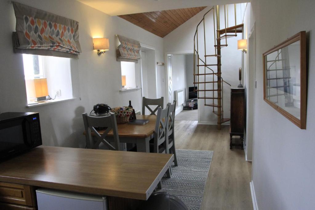 Seaside Cottage, Burntisland, Fife photo 3