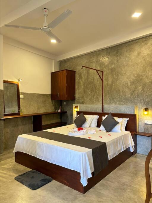 The Mangrove Nest, Hikkaduwa