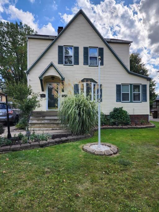 Charming Spacious and Affordable Gem of Parma, Parma