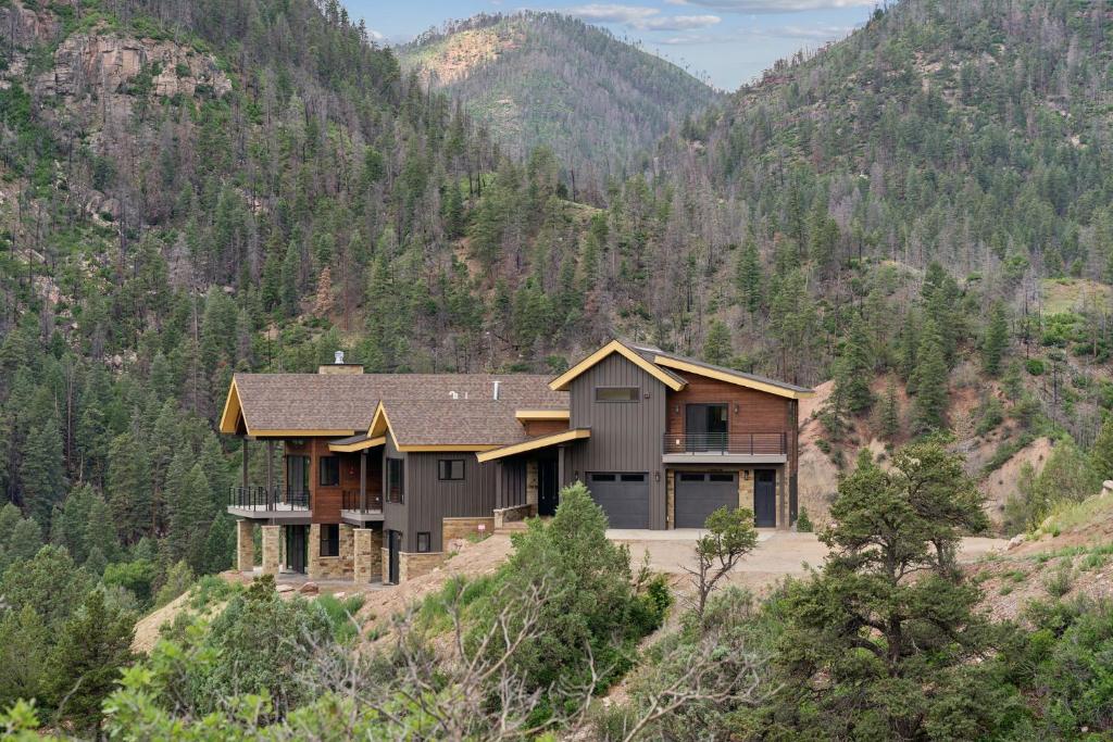 Ridgeview Over The Animas, Hermosa