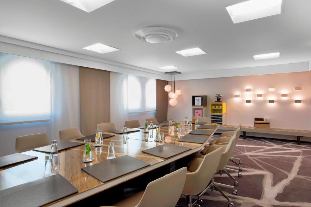 Meeting room / ballrooms