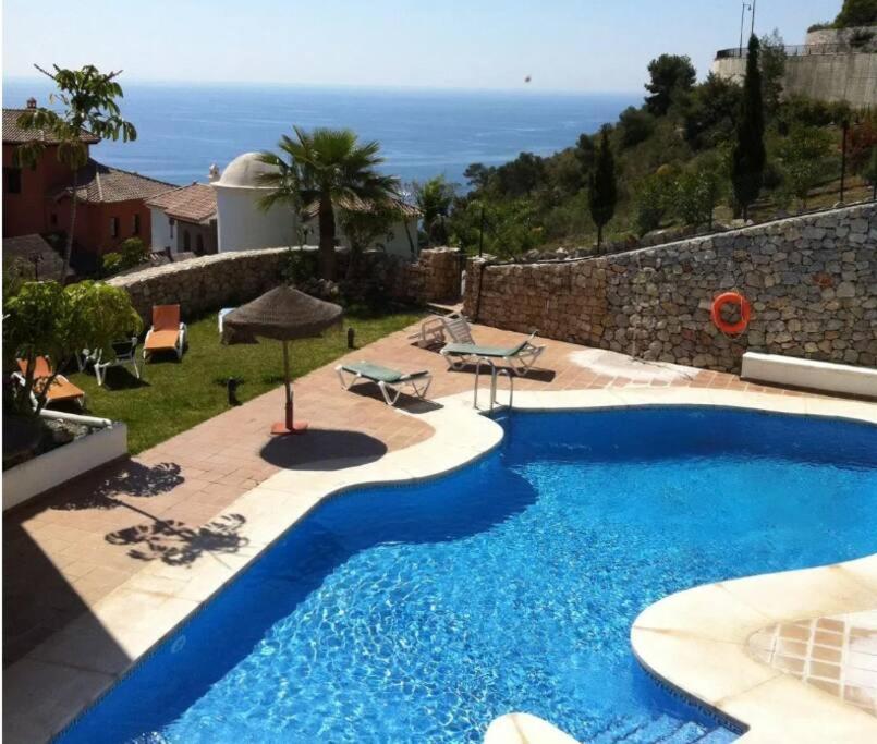 Seaview 2-Bedroom Apartment Pool, Terrace & Cerro Gordo Nature Park - 1