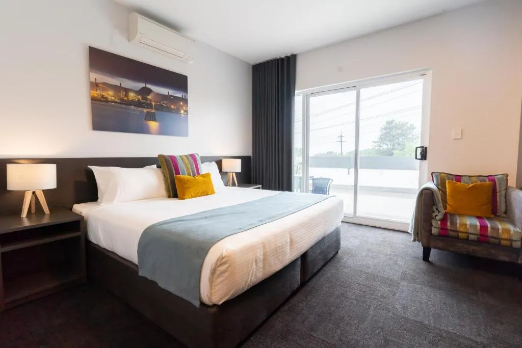 Coniston Hotel Wollongong，位于卧龙岗的酒店