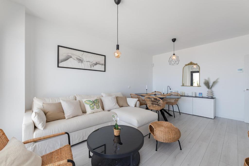 VB Encinar 3BR Apt Sea Views - 4